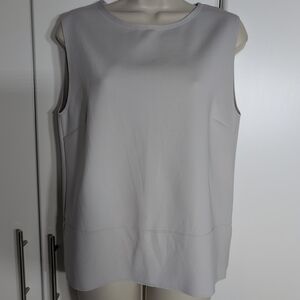 SHAN Gray Boxy Sleeveless Tank Top